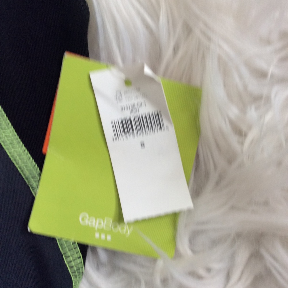 NWT Gap Body Racerback Tank - Picture 4 of 5